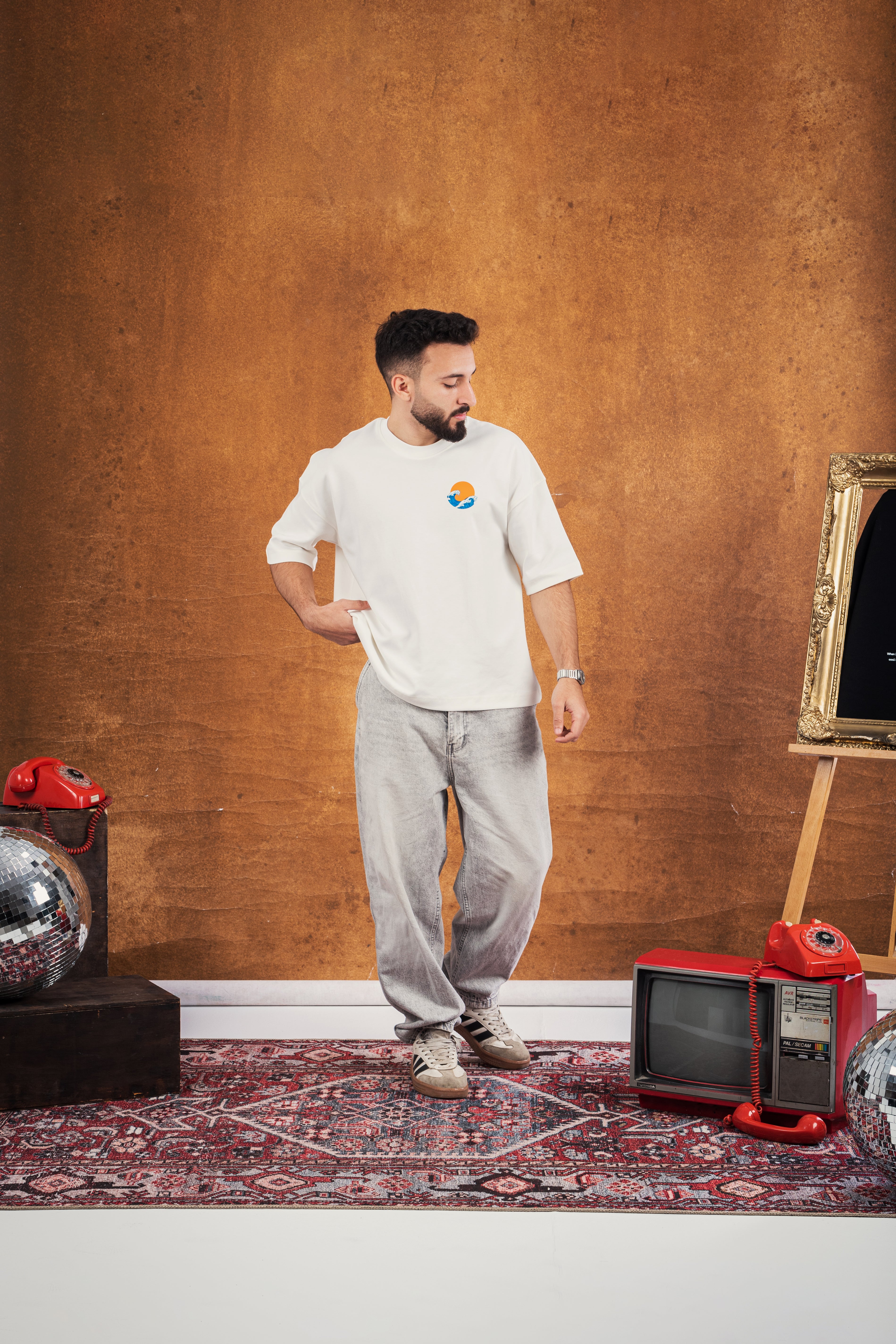 RW WHITE BOXY-T MIC PRINT