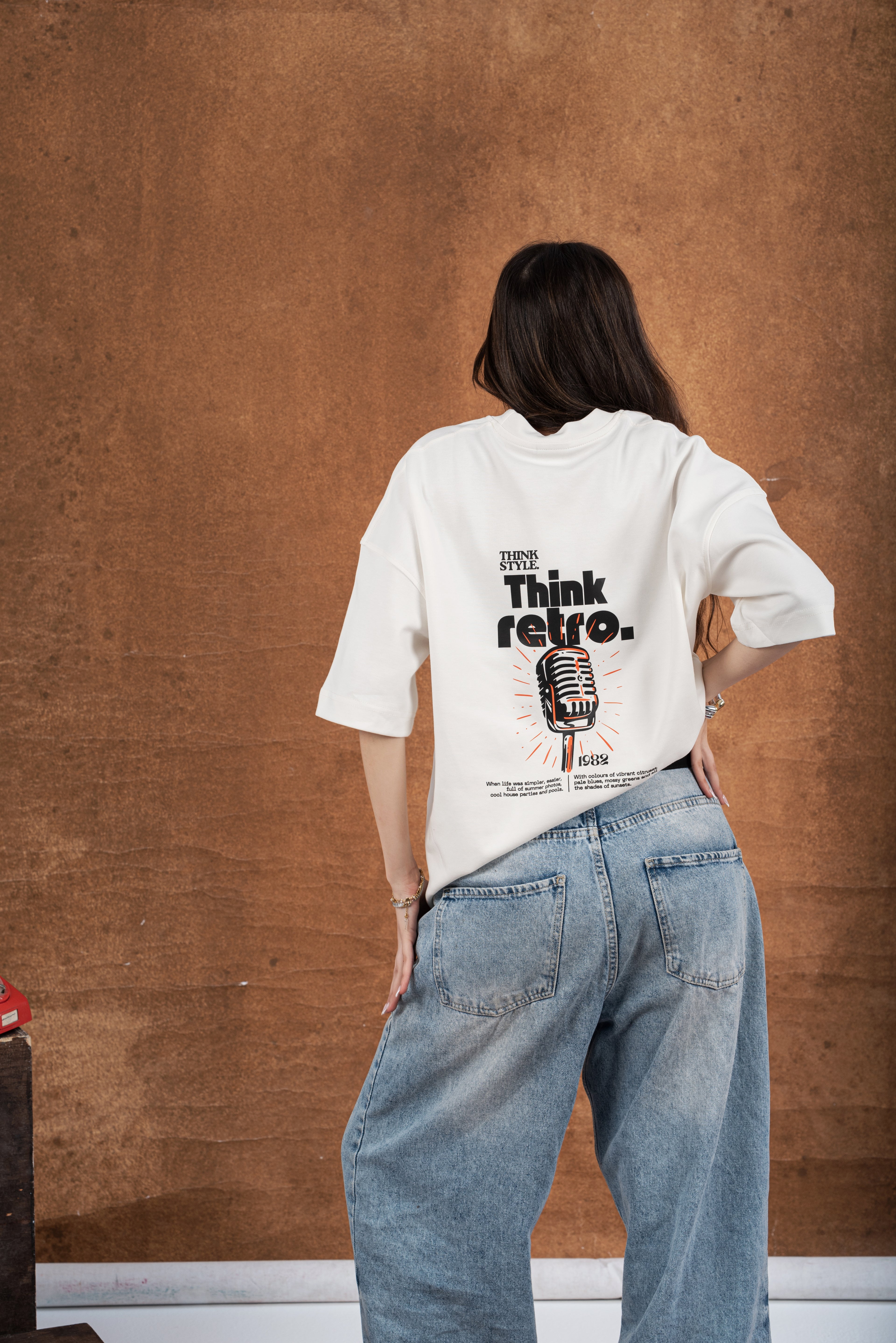 RW WHITE BOXY-T MIC PRINT