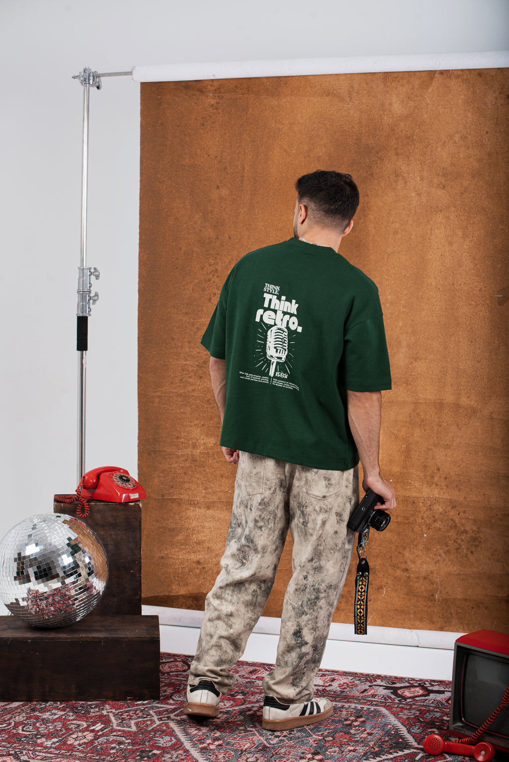 Green Boxy-TEE "THINK RETRO"